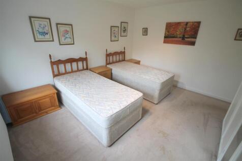 OR Bedroom av.JPG