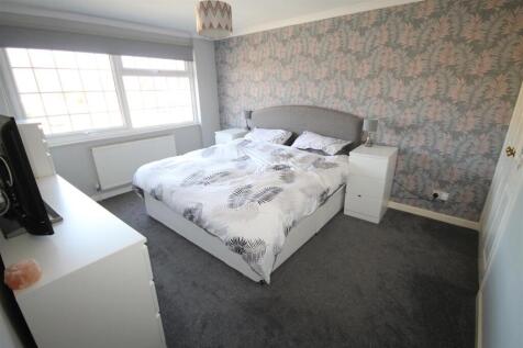 FC Bedroom 1.JPG