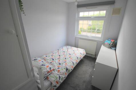 FC Bedroom 3.JPG