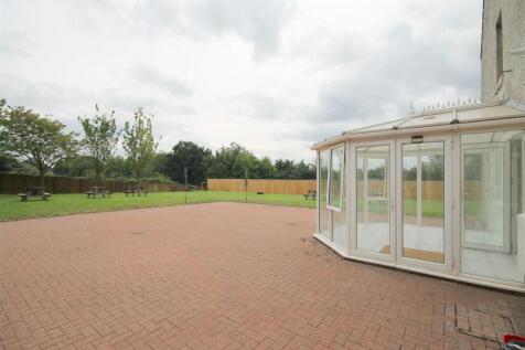 GARDEN 2.JPG
