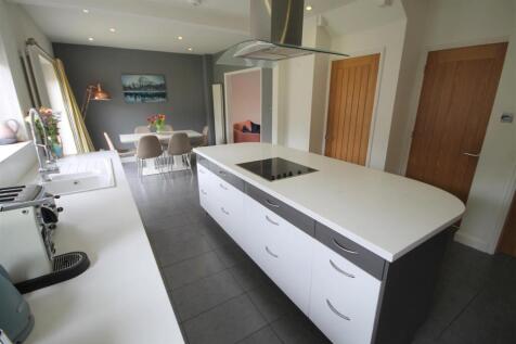 EL Kitchen iii.JPG