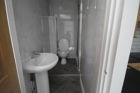 Shower Room.JPG