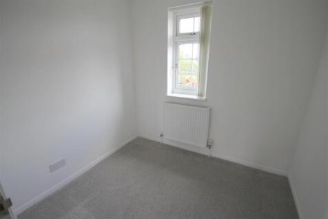 CG bedroom 3i.JPG
