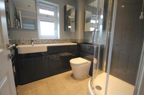 CG Shower Room.JPG