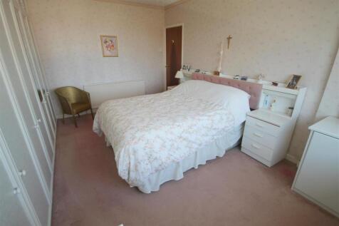 WR Bedroom 1ii.JPG