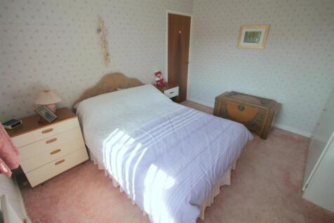 WR Bedroom 2ii.JPG