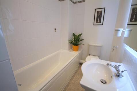 CWH Bathroom i.JPG