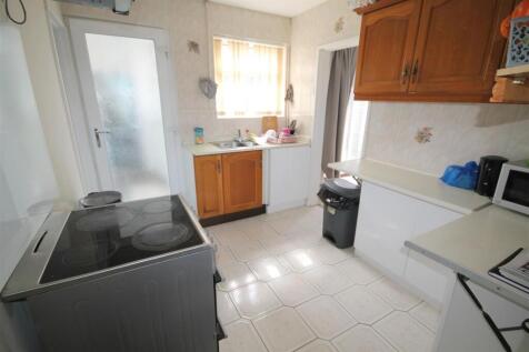 DW Kitchen.JPG