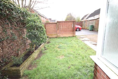 rear garden.JPG
