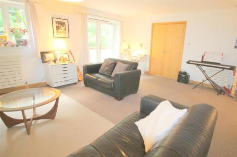 Sitting Room 2.JPG