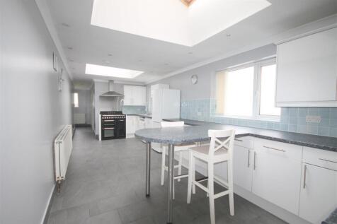 Kitchen 1.JPG
