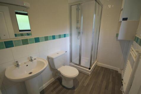 CM Ensuite.JPG