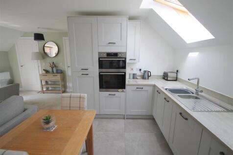 JW Kitchen v.JPG