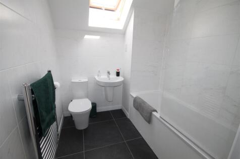 JW Bathroom.JPG