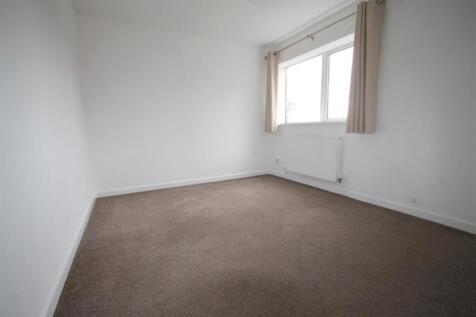 Bedroom 1a.JPG