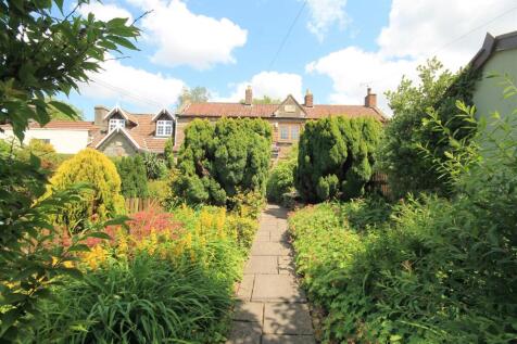 HL Front Garden.JPG