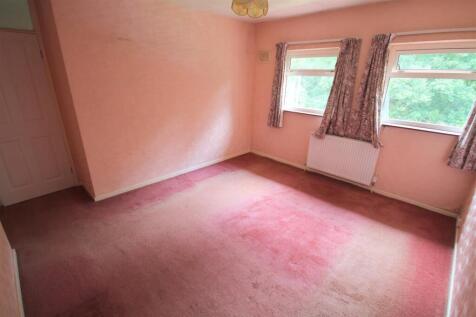 SR Bedroom 1i.JPG