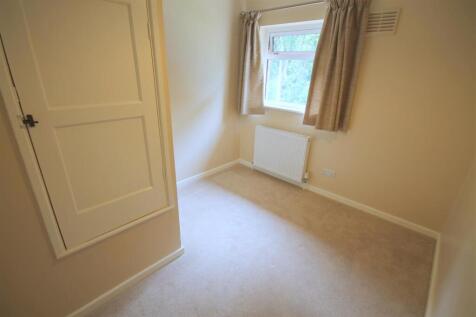 SR Bedroom 3.JPG