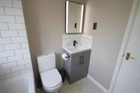 PRD Bathroom iii.JPG