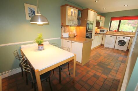 WDR Kitchen v.JPG