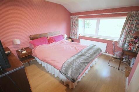WD Bedroom 1.JPG