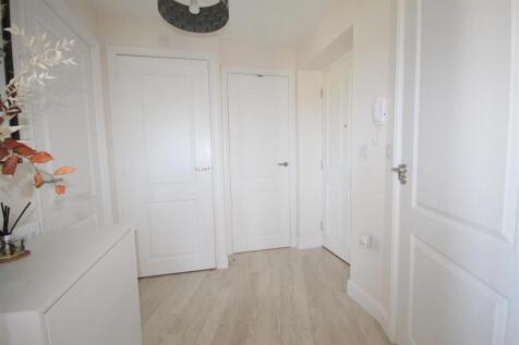 Entrance Hall.JPG