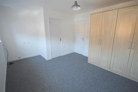 Bedroom 111.jpg