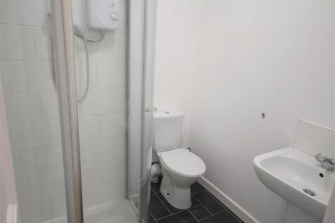Shower Room.jpg