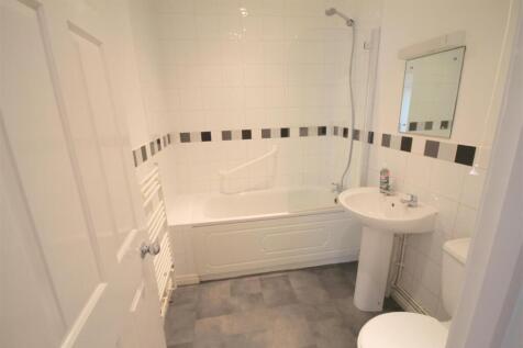 Bathroom.JPG