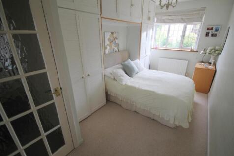 HR Bedroom 1.JPG