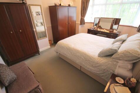 HR Bedroom 2.JPG