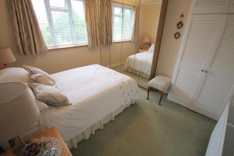 HR Bedroom 3a.JPG