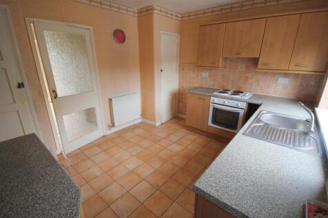 NR Kitchen ii.JPG