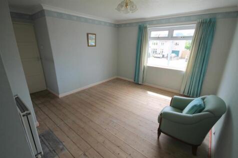 NR Bedroom 1iii.JPG