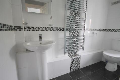 shower room 2.JPG