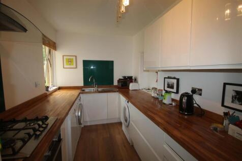 Kitchen.JPG