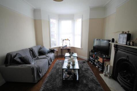 Lounge 2.JPG