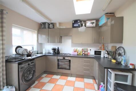 Kitchen.JPG