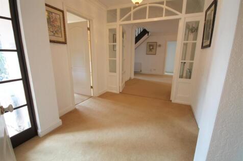 GB Entrance Hall.JPG