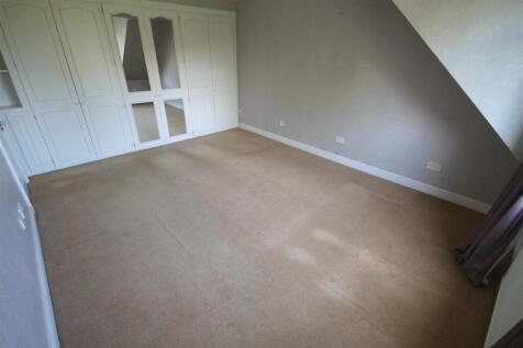 GB FF Bedroom 1i.JPG
