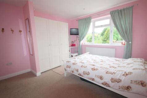 Bedroom One 3.JPG