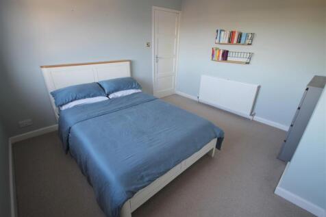 OA Bedroom 2i.JPG