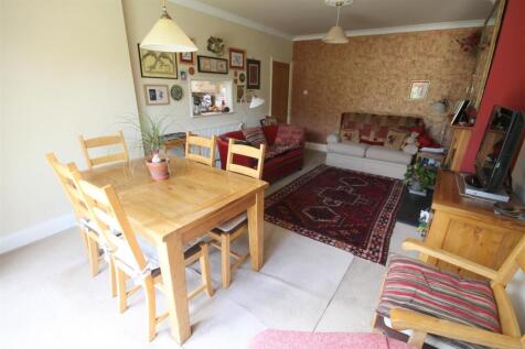 RR Sitting Dining Room ii.JPG