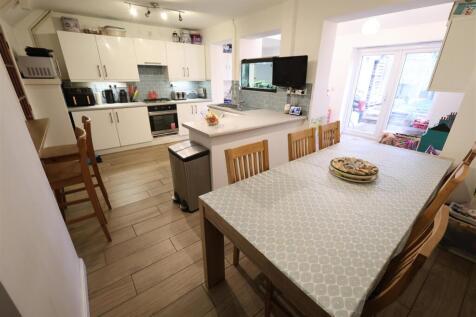 SC Kitchen Dining Room.JPG