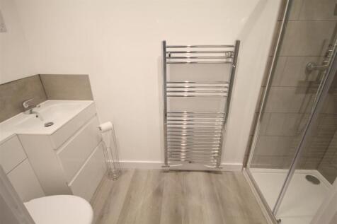 Shower Room.JPG