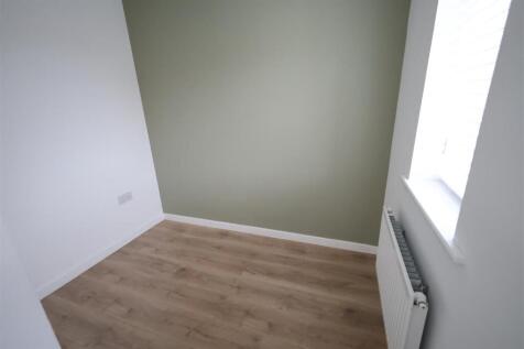 FR Study Bedroom.JPG