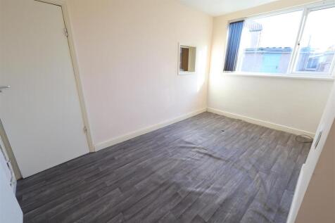 AG Dining Room i.JPG