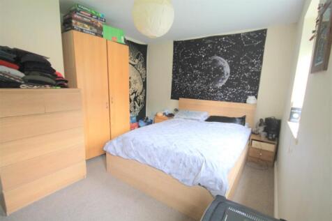 Bed1i.JPG
