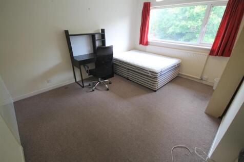 NDR FF Bedroom 1i.JPG