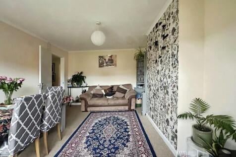 a8849192-Lounge 2...